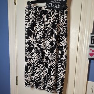 Christopher & Banks Small Leaf Print Skirt Tropical